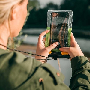 Водонепроницаемый чехол Aquapac 2001 - Aquasac Waterproof Phone Case - Black.