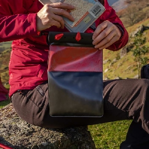 Водонепроницаемая сумка Aquapac 865 MPC60 Matterhorn with shoulder strap (TOPO Collection)
