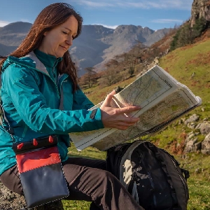 Водонепроницаемая сумка Aquapac 865 MPC60 Matterhorn with shoulder strap (TOPO Collection)