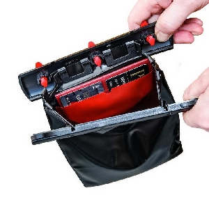 Водонепроницаемая сумка Aquapac 865 MPC60 Matterhorn with shoulder strap (TOPO Collection)