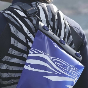 Водонепроницаемая сумка Aquapac 891 – Wave Mont Blanc