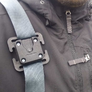 Aquapac 976 - элемент крепления Dock System типа Clip-on Belt Dock 325/50 мм (широкий ремень